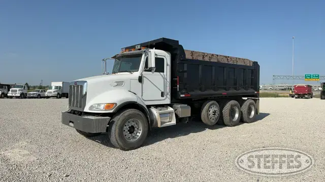 2005 Peterbilt 385