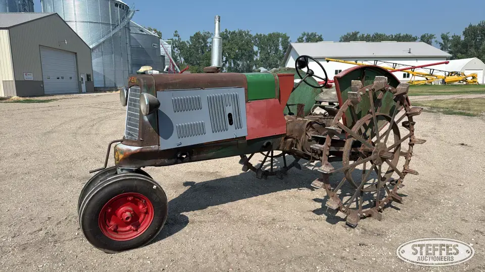 1937 Oliver Row Crop 70 Collectible Tractor