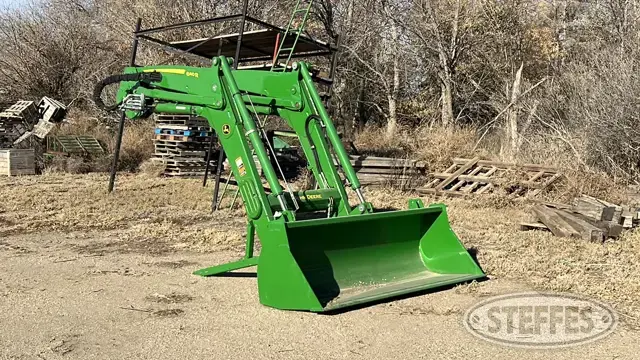John Deere 640R