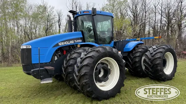 2002 New Holland TJ450