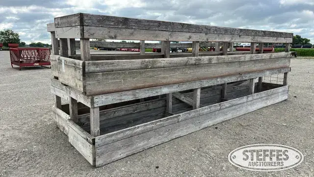 (4) Wood hay feeders