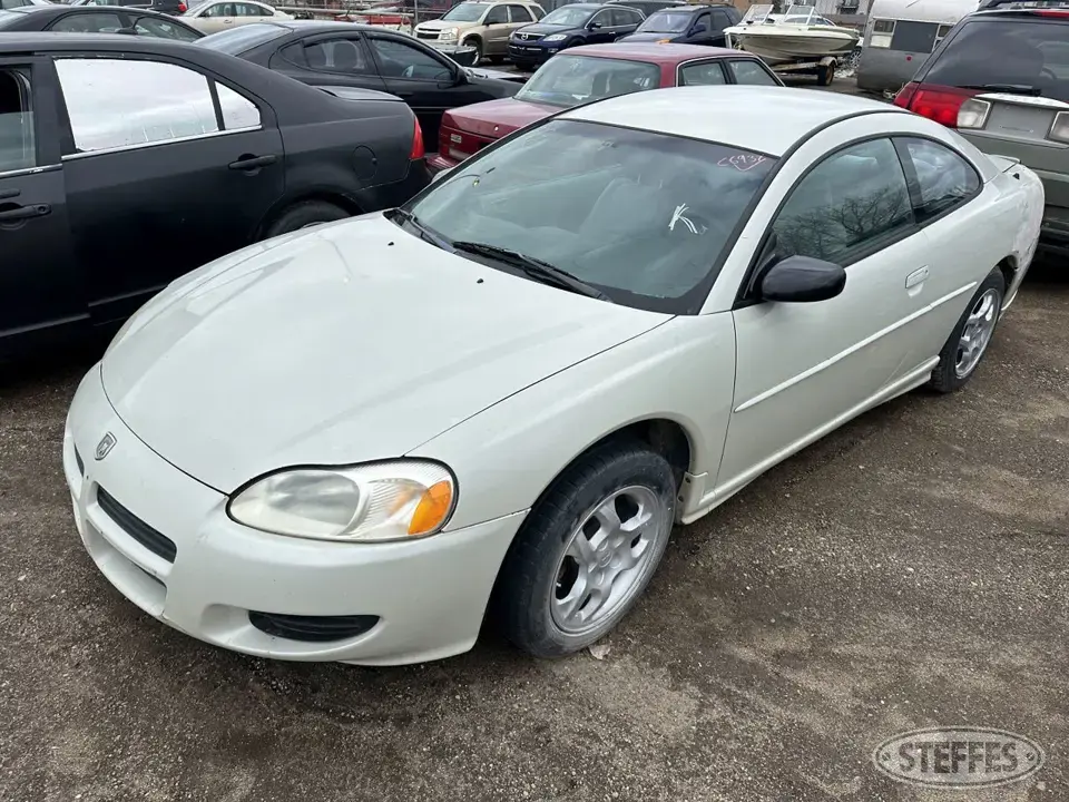 2002 Dodge Stratus SE Car