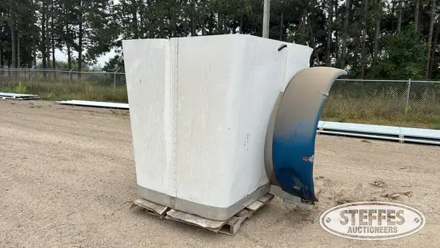 Peterbilt 379 ext. hood