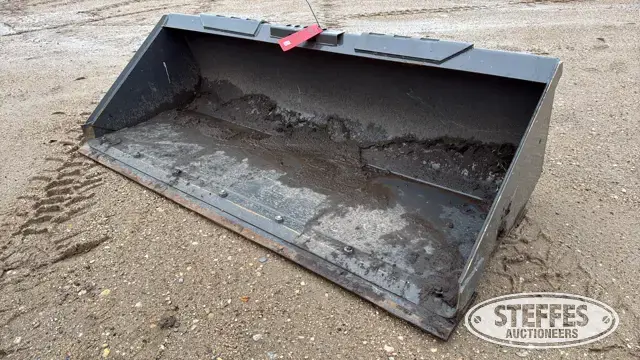 CNH skid steer bucket