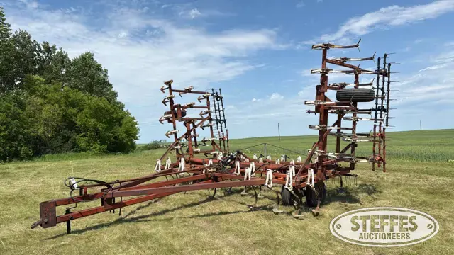 Wil-Rich field cultivator