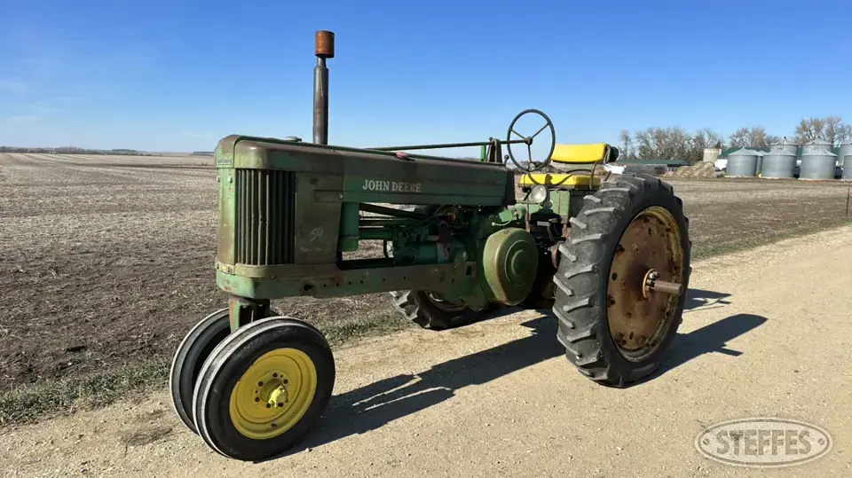 1955 John Deere 50 Collectible Tractor