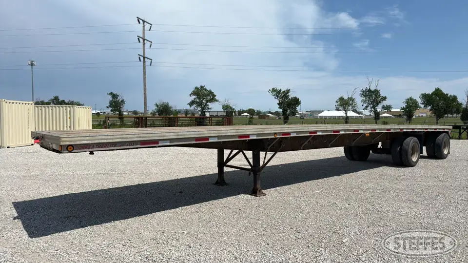 1994 Featherlite 1010 Semi Flatbed Trailer