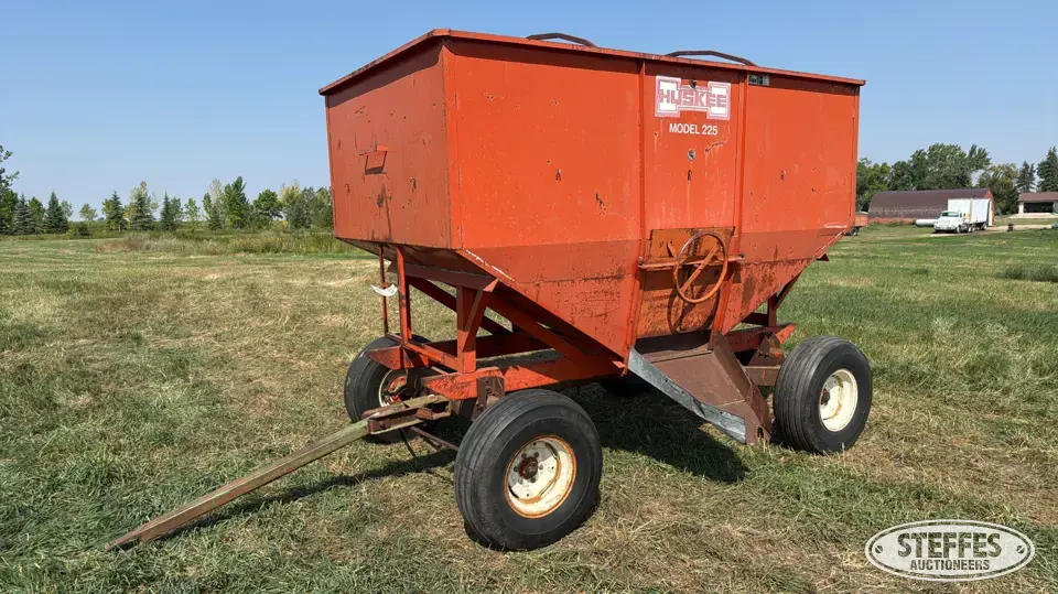 Huskee 225 Gravity Box