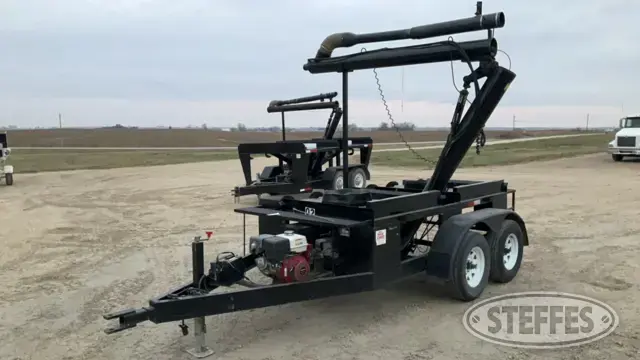 2009 J.R. Welding Roth Seed Caddy