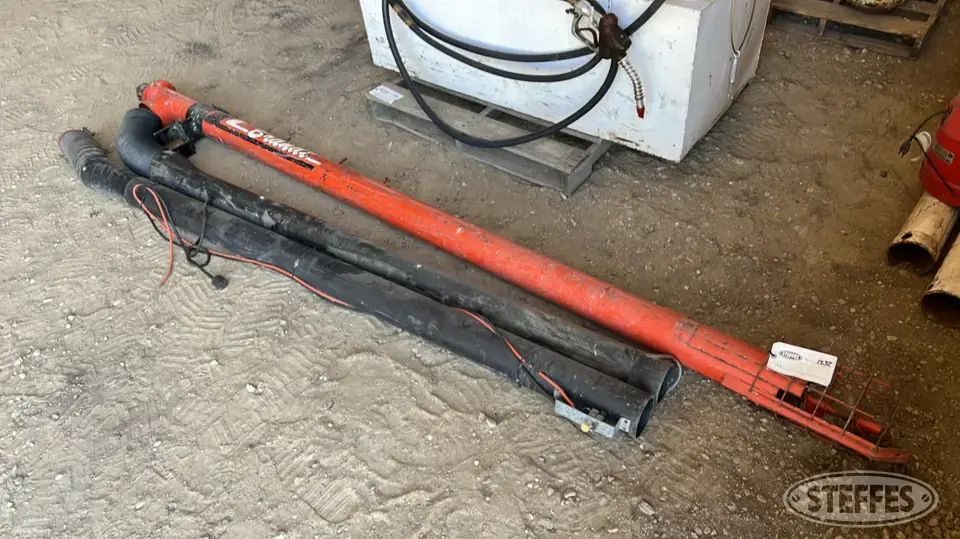 Brandt Transfer-Jump Augers and Conveyor