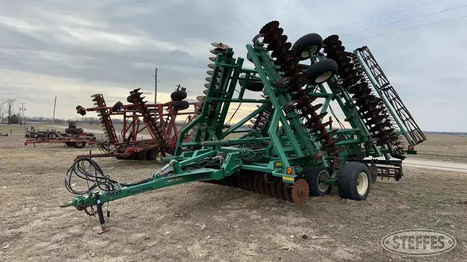 Great Plains Turbo-Max 3500TM Vertical Tillage