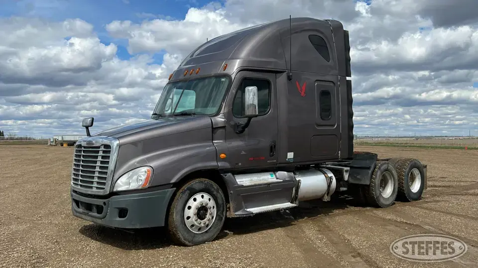 2011 Freightliner Cascadia Conventional Truck with Sleeper