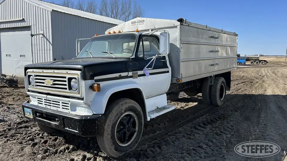 1975 Chevrolet C65 Custom Deluxe Single Axle Boxed Truck
