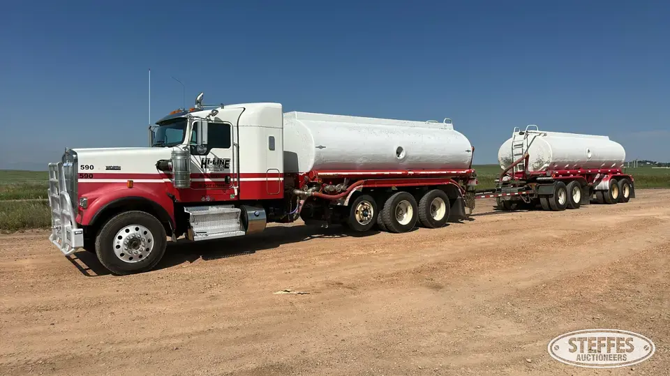 2014 Kenworth W900 4,200 gal. Tank Truck