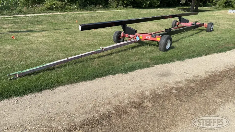 2007 E-Z Trail 672 Header Trailer