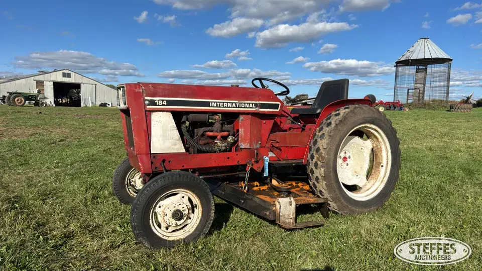 1977 International 184 Lowboy 2WD Tractor