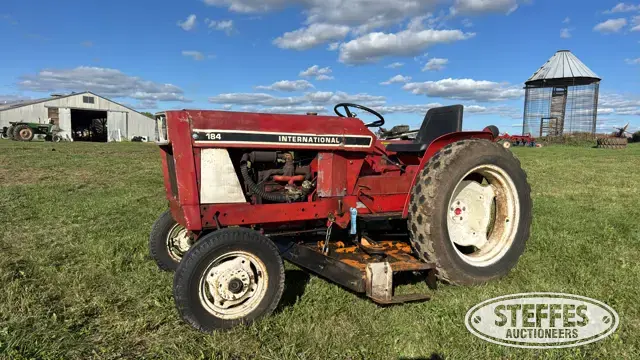 1977 International 184 Lowboy