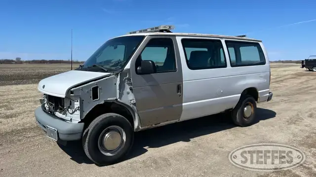 2002 Ford E-250