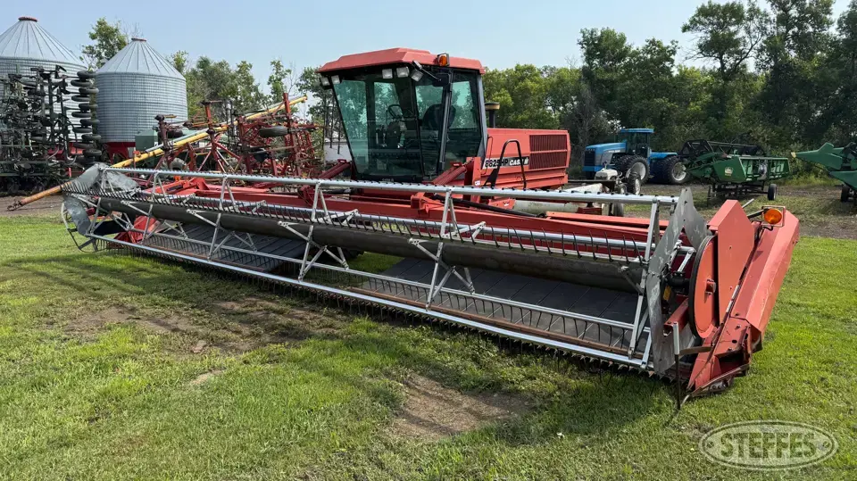 1997 Case IH 8825HP Self-Propelled Swather