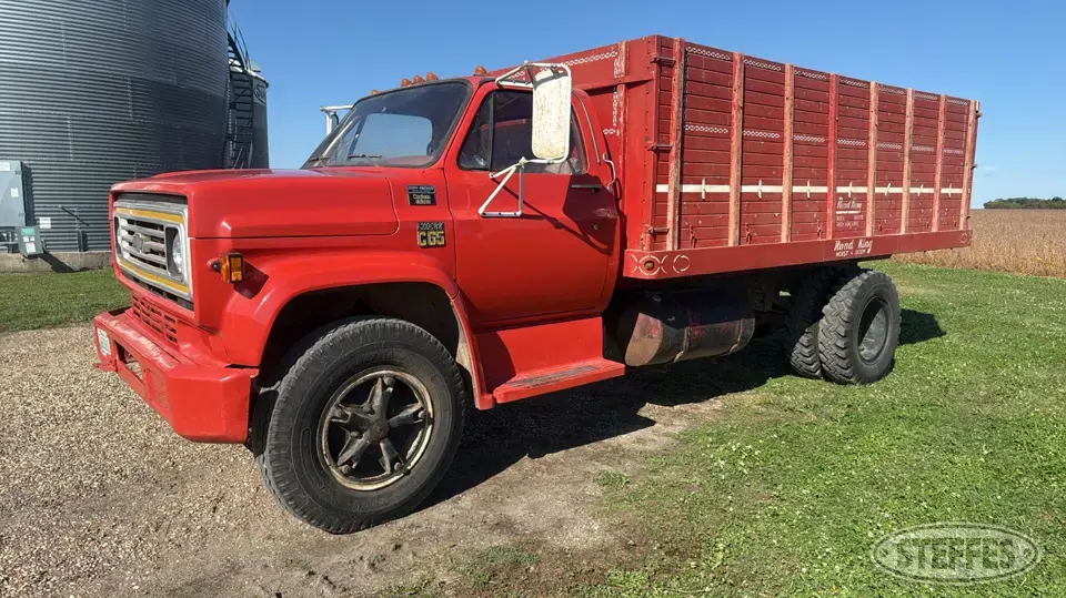 1978 Chevrolet C65 Grain Truck