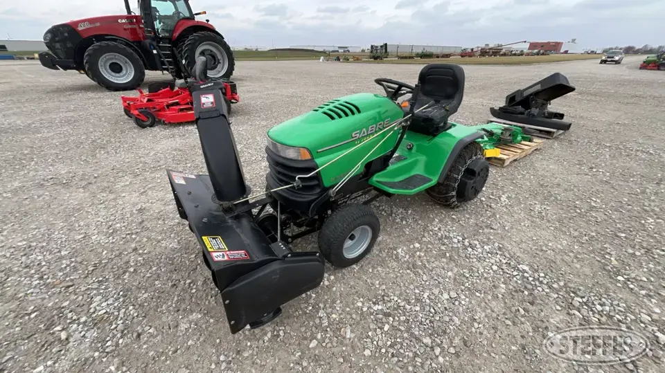 1999 Sabre Lawn Tractor