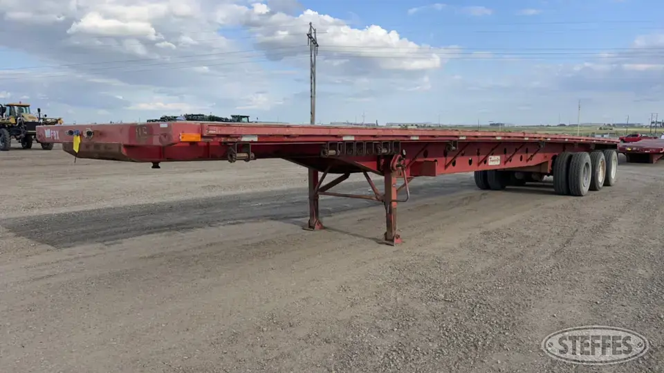 2000 Transcraft Flatbed Trailer