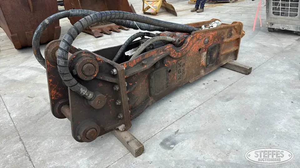 NPK GH-9 Excavator Attachment