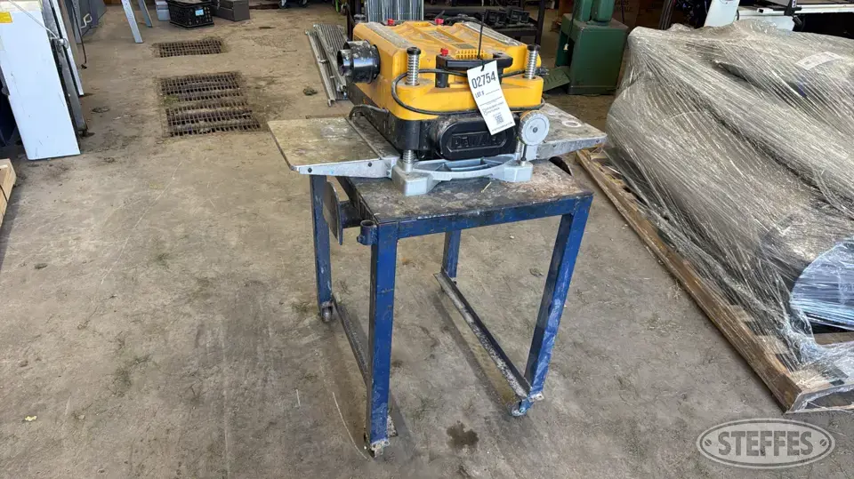 2012 DeWalt DW735 Machine Tool
