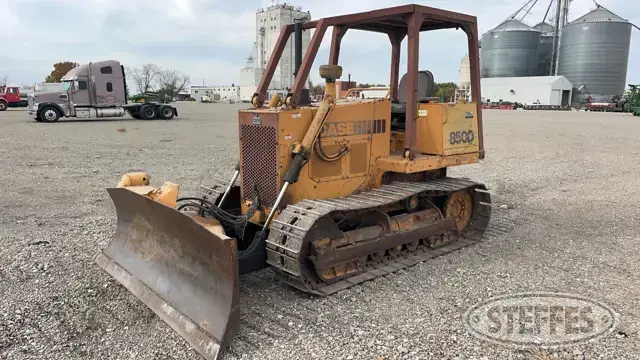 Case 850D