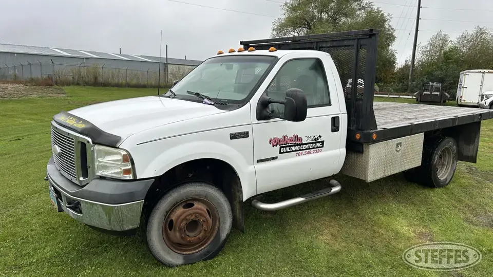 2001 Ford Super Duty F-550 XL Service Utility Truck