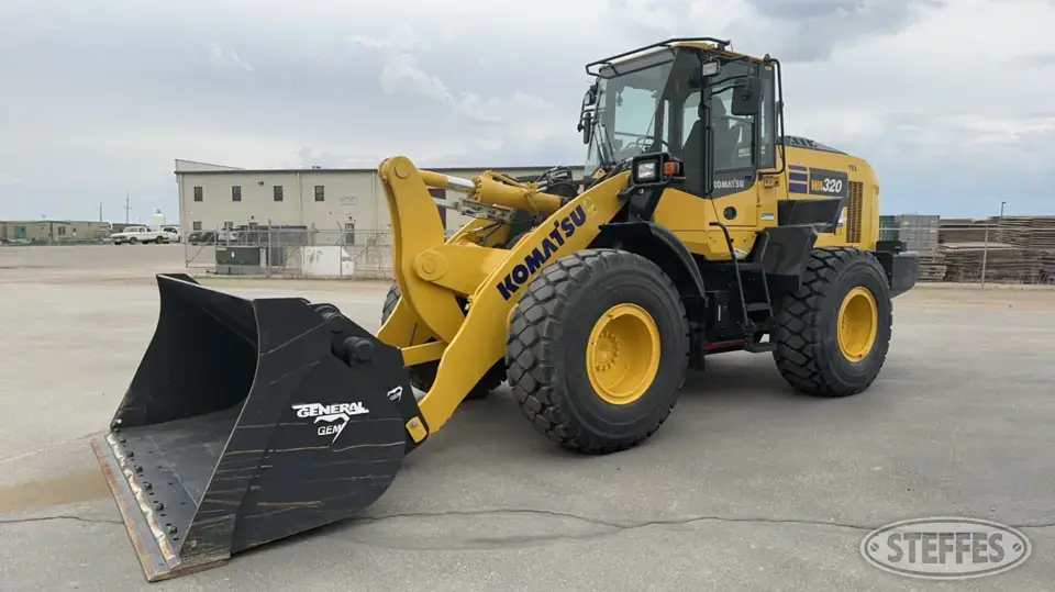 2022 Komatsu WA320-8 Wheel Loader