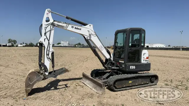 2016 Bobcat E55