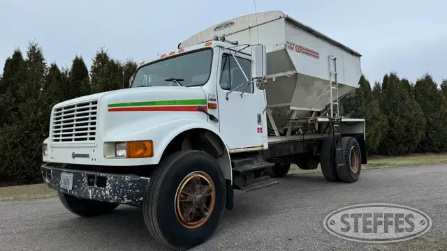 1993 International 4900