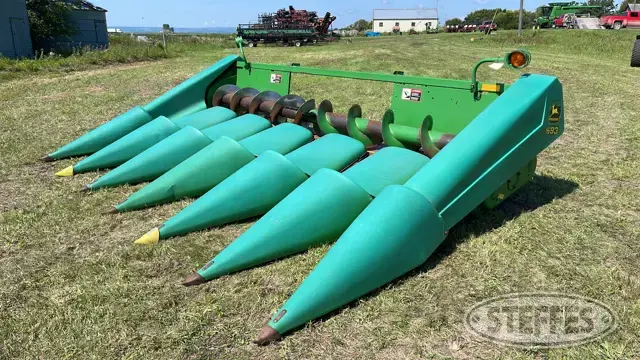 1995 John Deere 693
