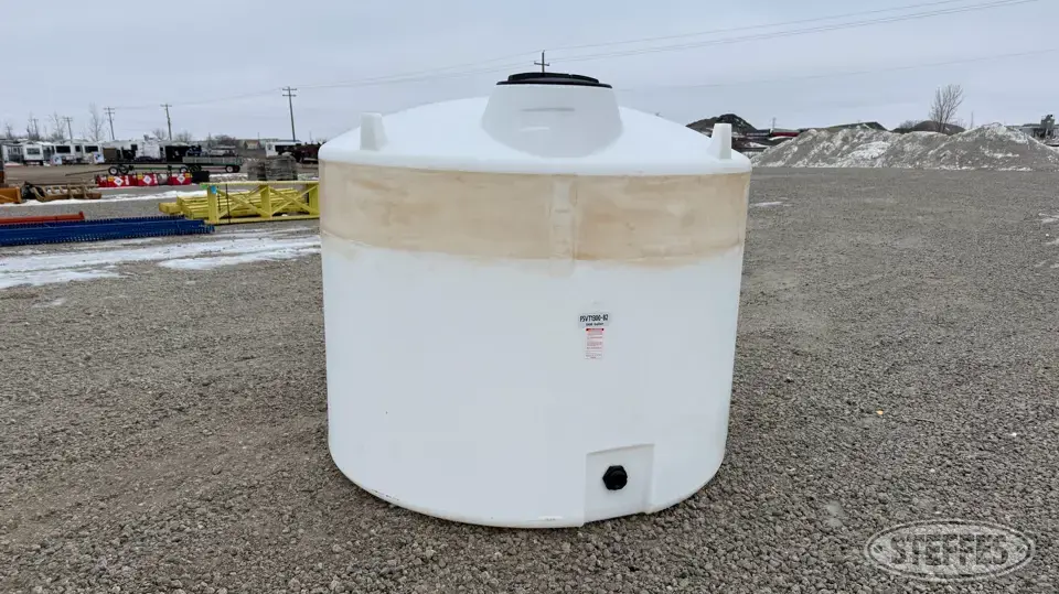 F/S Mfg. FSVT1300-82-N Poly Tank