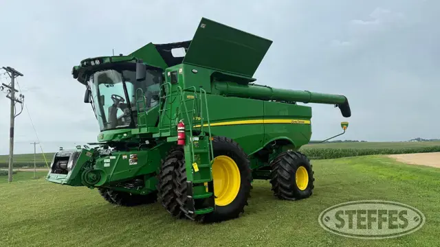 2023 John Deere S790