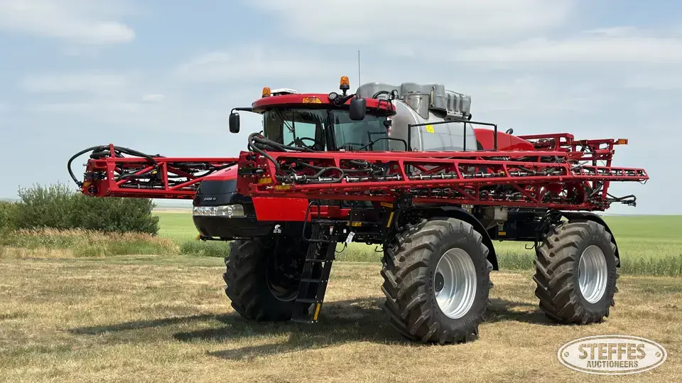 2022 Case IH 4440 Patriot Self-Propelled Sprayer