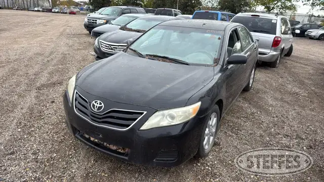 2011 Toyota Camry LE