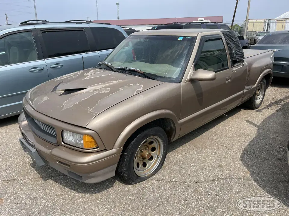1997 GMC Sonoma Compact Pickup