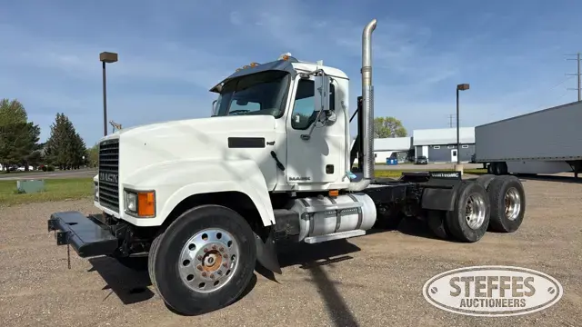 2008 Mack CHU613