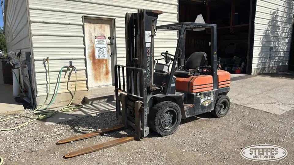 1984 Toyota 5FG3 Warehouse Forklift