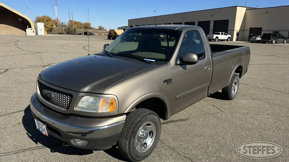 2003 Ford F-150 XLT Half Ton Pickup