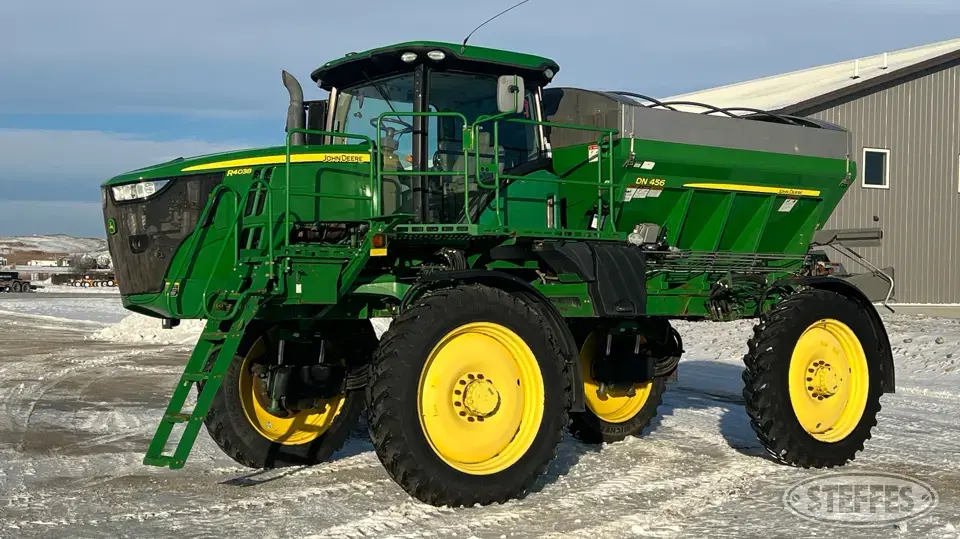 2018 John Deere R4038 Self-Propelled Dry Applicators-Spreaders-Floater