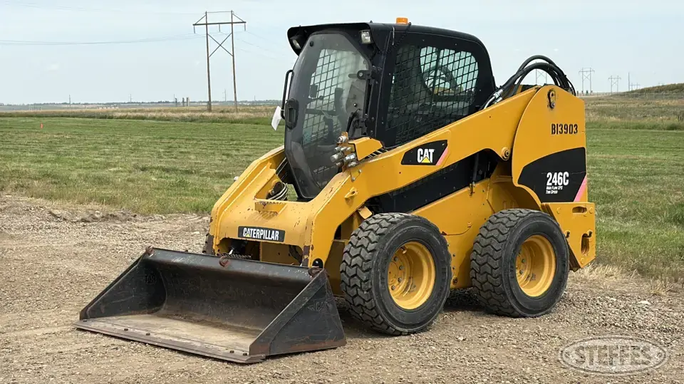 2011 CAT 246C Wheeled Skid Steer