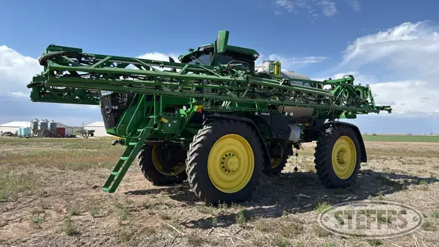 2022 John Deere 616R