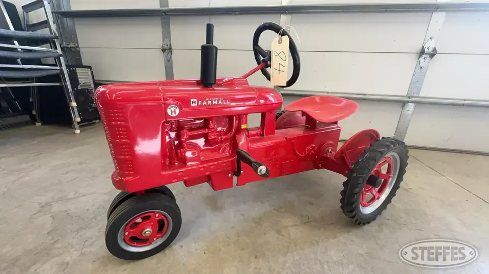 2004 McCormick Farmall Super H Personal Property