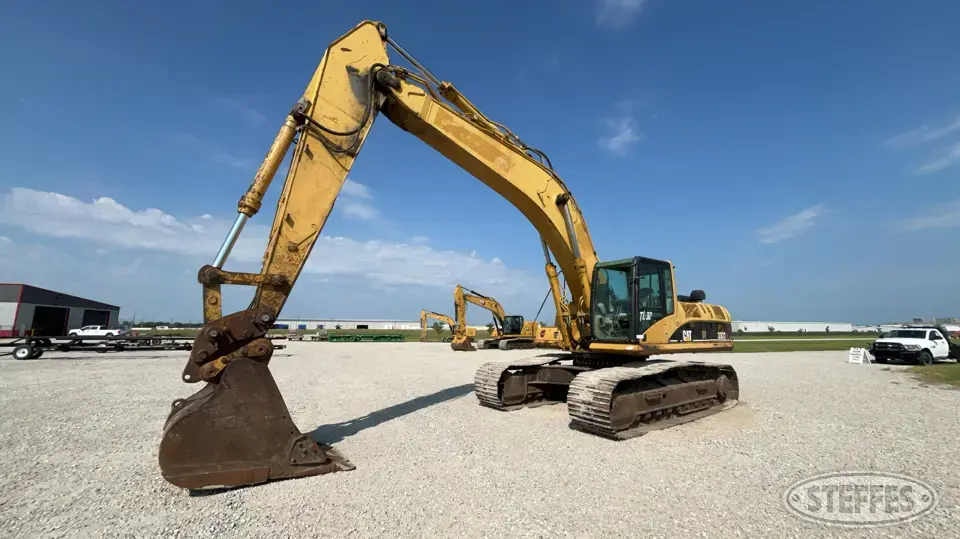 2004 CAT 330CL Excavator