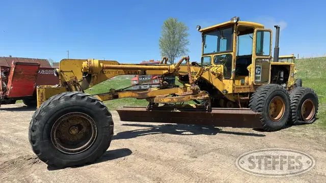 1970 CAT 12F