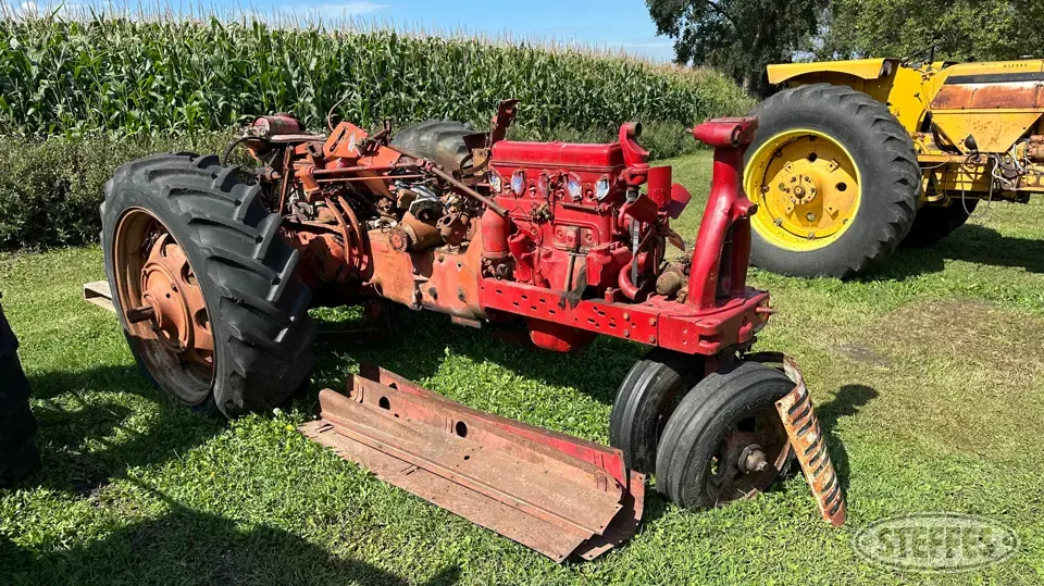 1958 Farmall 450 Collectible Tractor