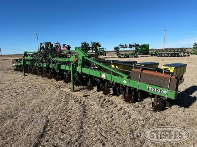 John Deere 1720